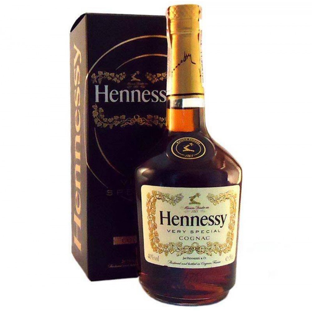 Hennessy cognac цена. Хеннесси коньяк 0.5. Хеннесси 5л коньяк. Коньяк Hennessy vs 0,5 л п/у. Коньяк Хеннесси вс 0.5.