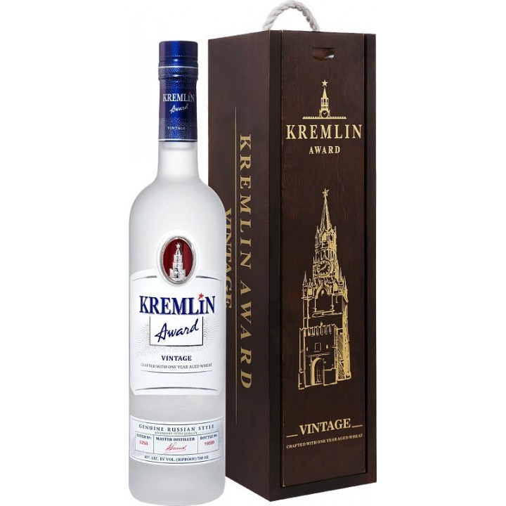 Водка "КРЕМЛИН ЭВОРД ВИНТАЖ" ("KREMLIN AWARD VINTAGE") 0,7 л. 40%